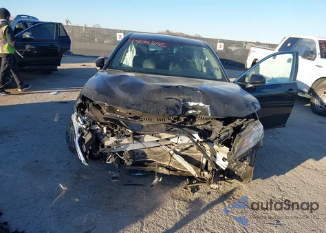 2019 Toyota Camry Se z USA, uszkodzony, nr VIN 4T1B11HK9KU722687